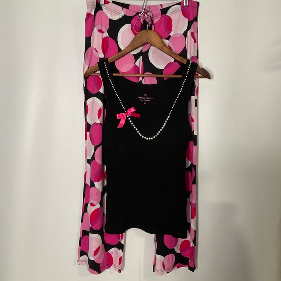 Victoria’s Secret PJ Set; Black Ribbed Tank Faux Pearls/Bow; Pink Circle Pants M - Picture 4 of 16
